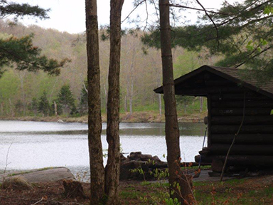 Uploaded Image: /vs-uploads/bob blog/Leanto_Mid Settlement Lake_small.jpg