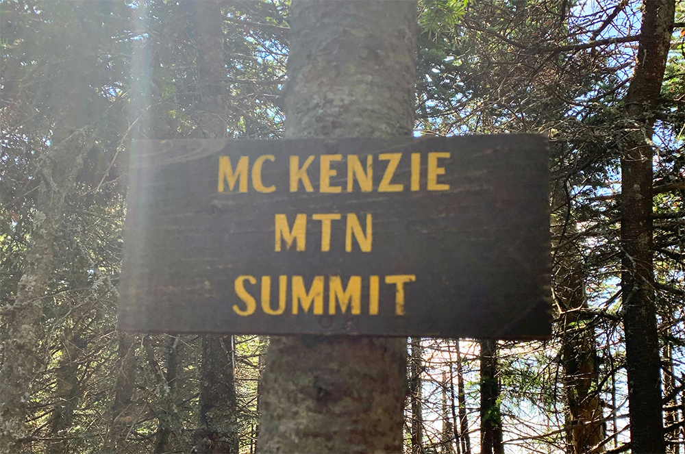 Uploaded Image: /vs-uploads/cliftonharcumblog/McKenzieSummitSign.jpg