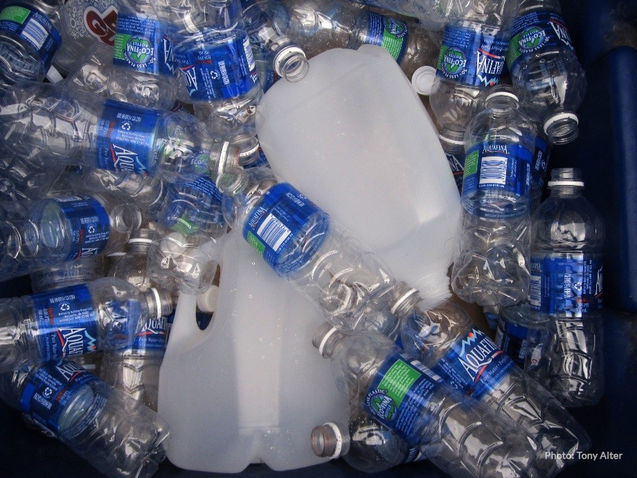 Uploaded Image: /vs-uploads/images/Plastic_Bottles_TonyAlter.jpg