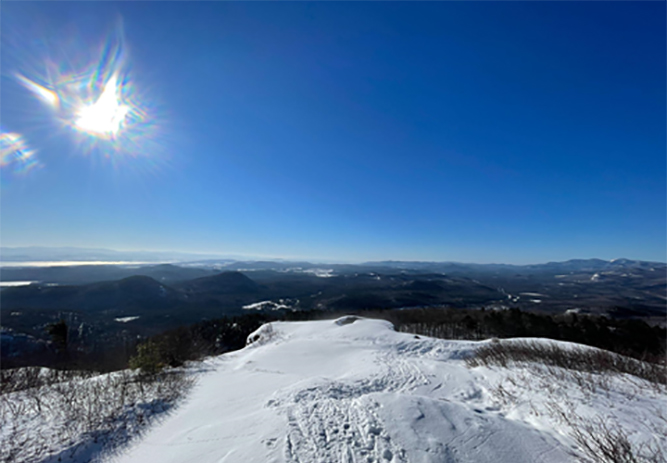 A Winter's Hike Up Poke-O-Moonshine